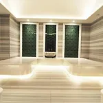 Trendy Cool Bright Parking Poolviews! #254 * Istambul