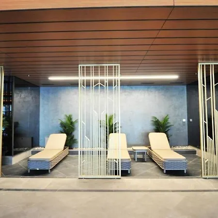 Appartement Trendy Cool Bright Parking Poolviews! #254 *