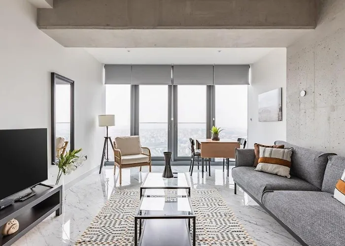 Trendy Cool Bright Parking Poolviews! #254 * Istanbul