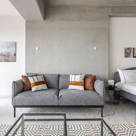 Trendy Cool Bright Parking Poolviews! #254 * Стамбул